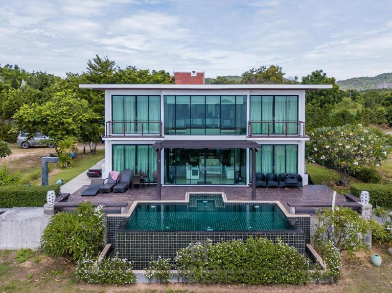Beach Front 4 Bedroom Pool Villa VR HHQ Buitenkant foto