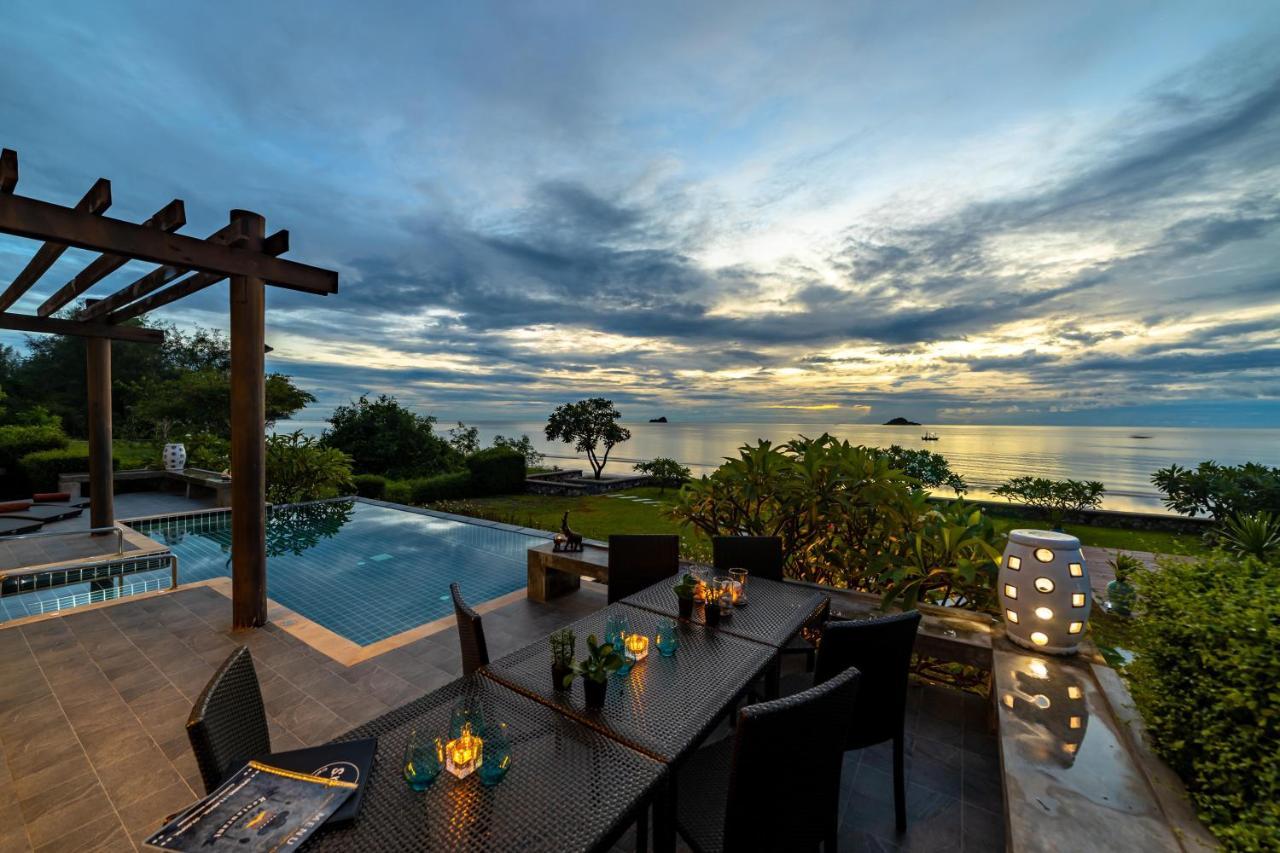 Beach Front 4 Bedroom Pool Villa VR HHQ Buitenkant foto
