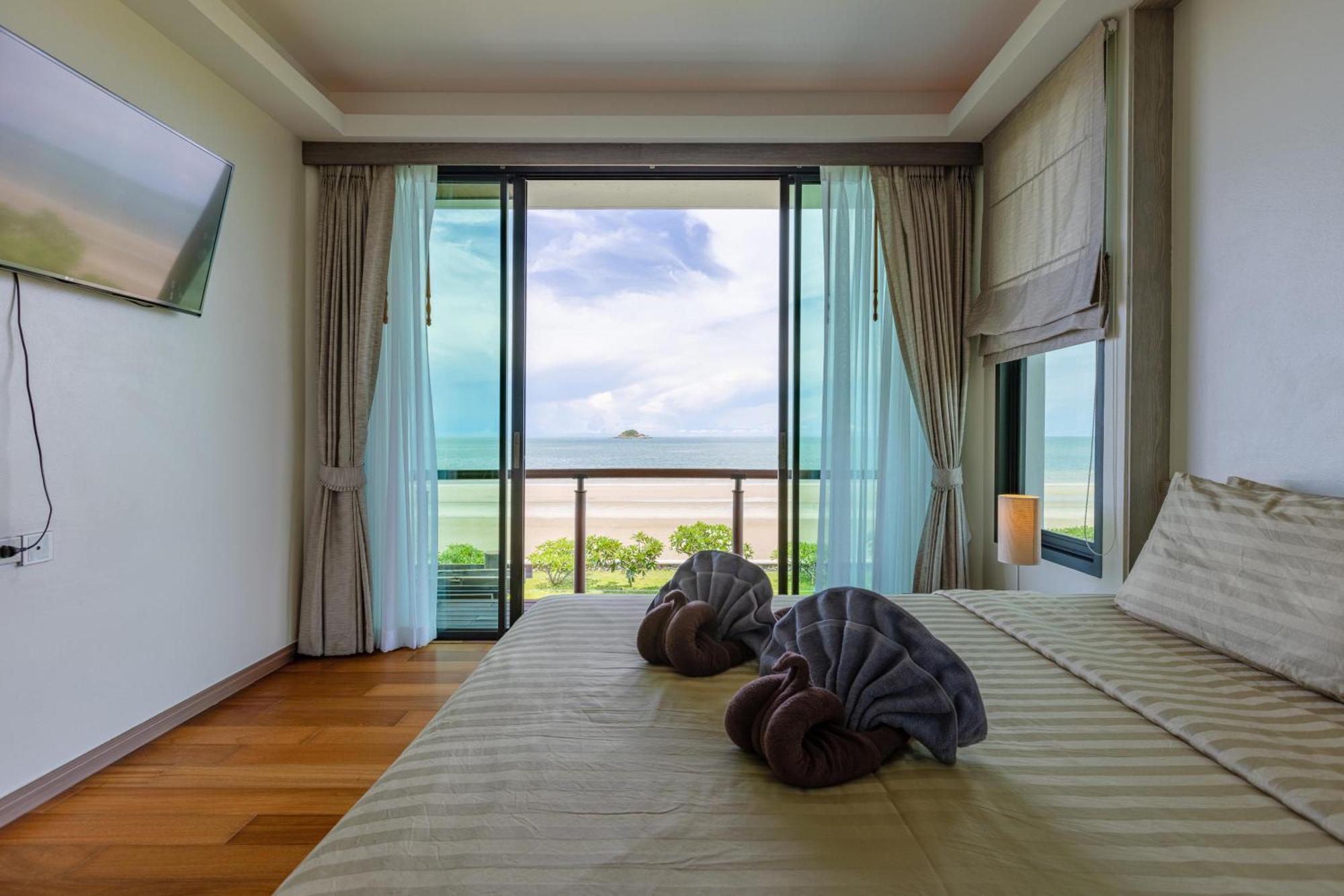 Beach Front 4 Bedroom Pool Villa VR HHQ Buitenkant foto
