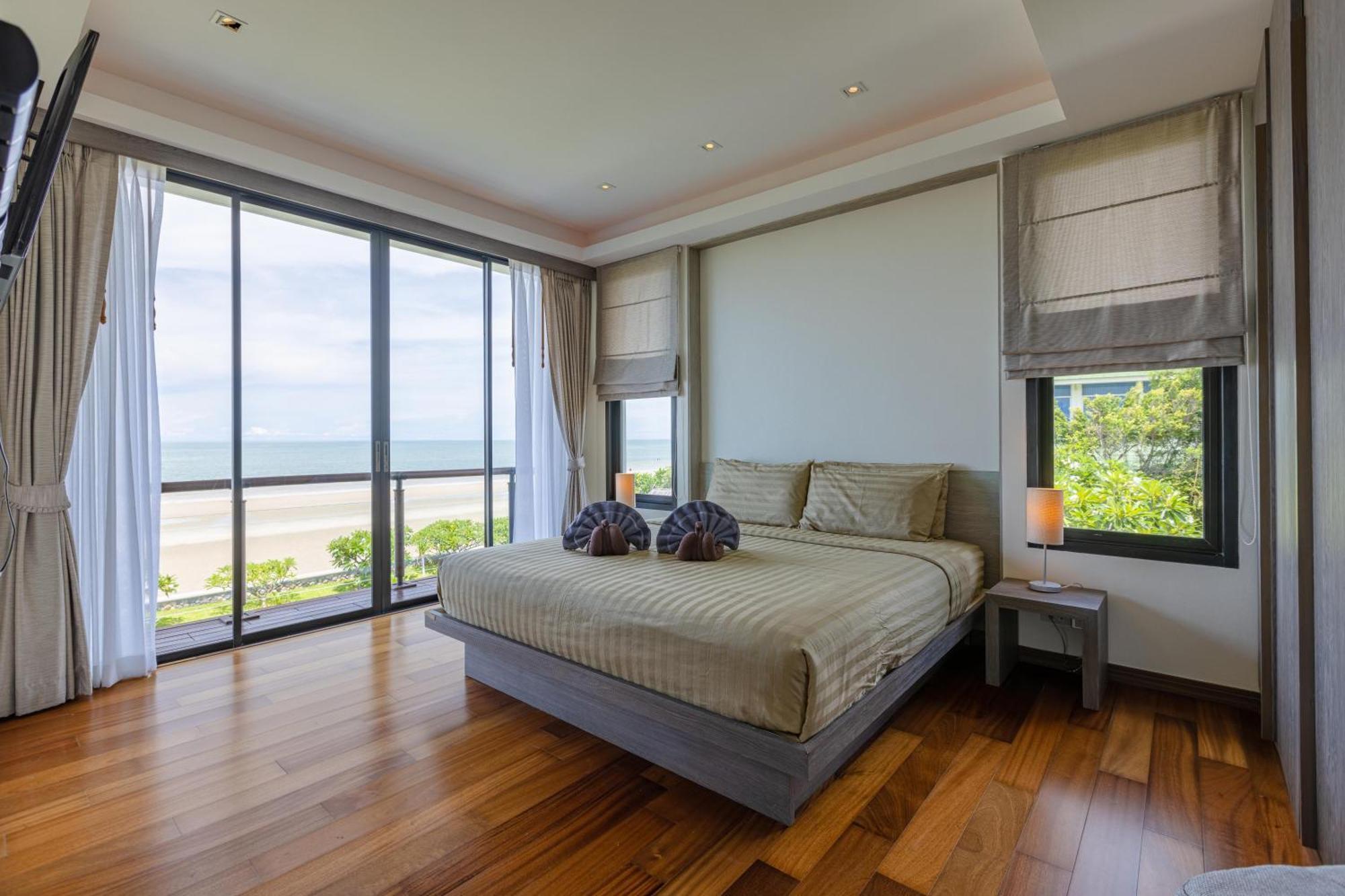 Beach Front 4 Bedroom Pool Villa VR HHQ Buitenkant foto