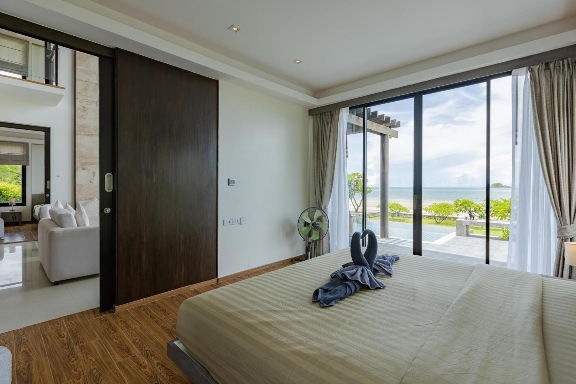 Beach Front 4 Bedroom Pool Villa VR HHQ Buitenkant foto